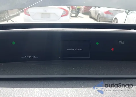 2016 Toyota Prius Two Eco z USA, uszkodzony, nr VIN JTDKARFU3G3000300